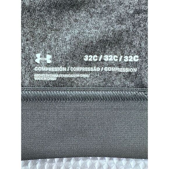 Under Armour, gray sports bra 32C small A794 - Picture 4 of 5
